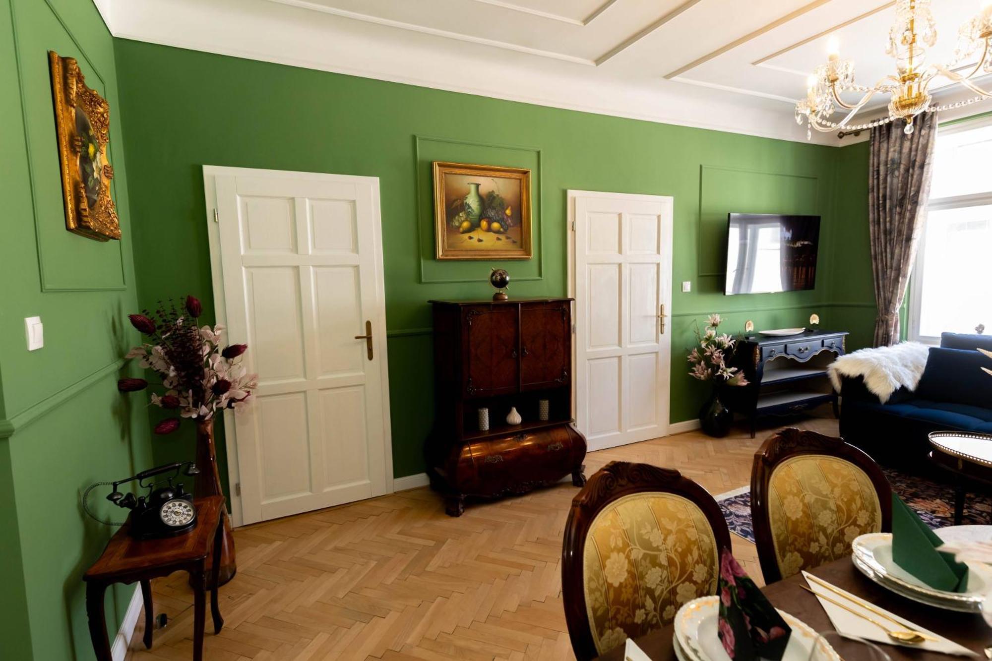 New, Stylish And Spacious Apartment Братислава Экстерьер фото