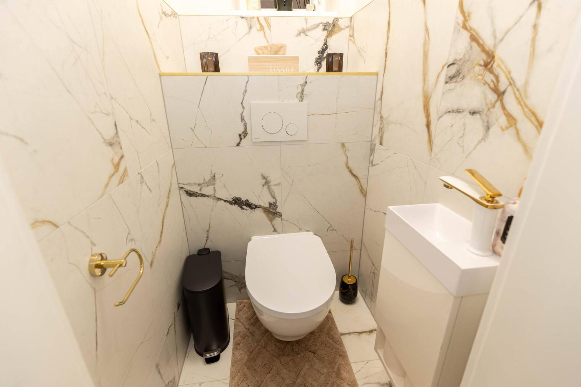 New, Stylish And Spacious Apartment Братислава Экстерьер фото