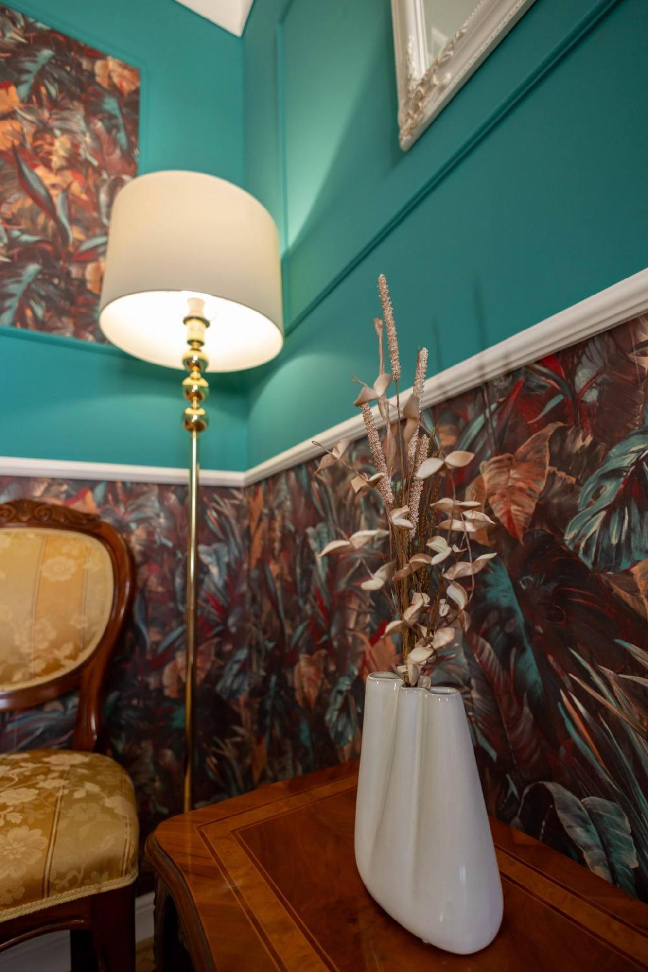 New, Stylish And Spacious Apartment Братислава Экстерьер фото