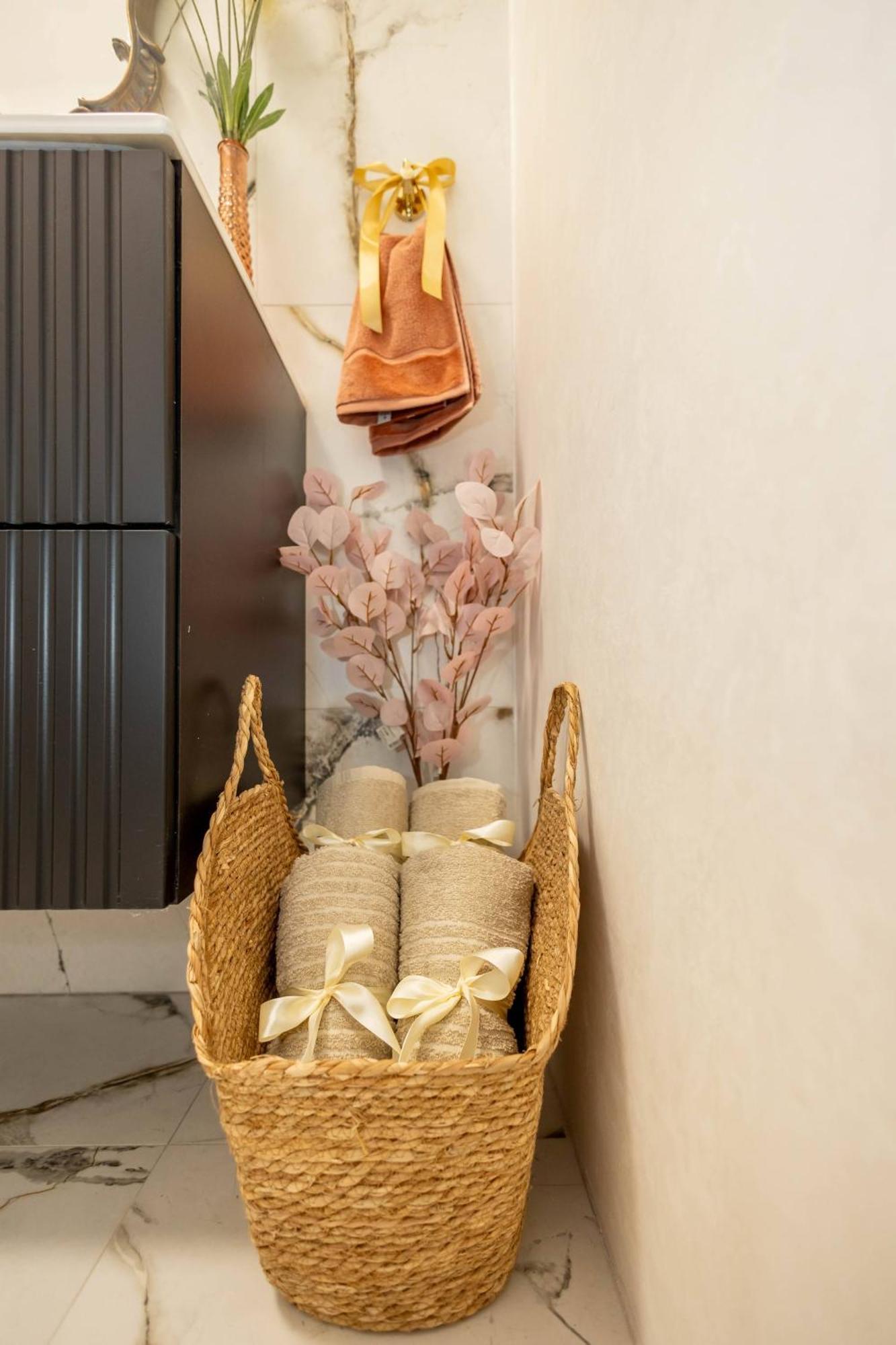 New, Stylish And Spacious Apartment Братислава Экстерьер фото
